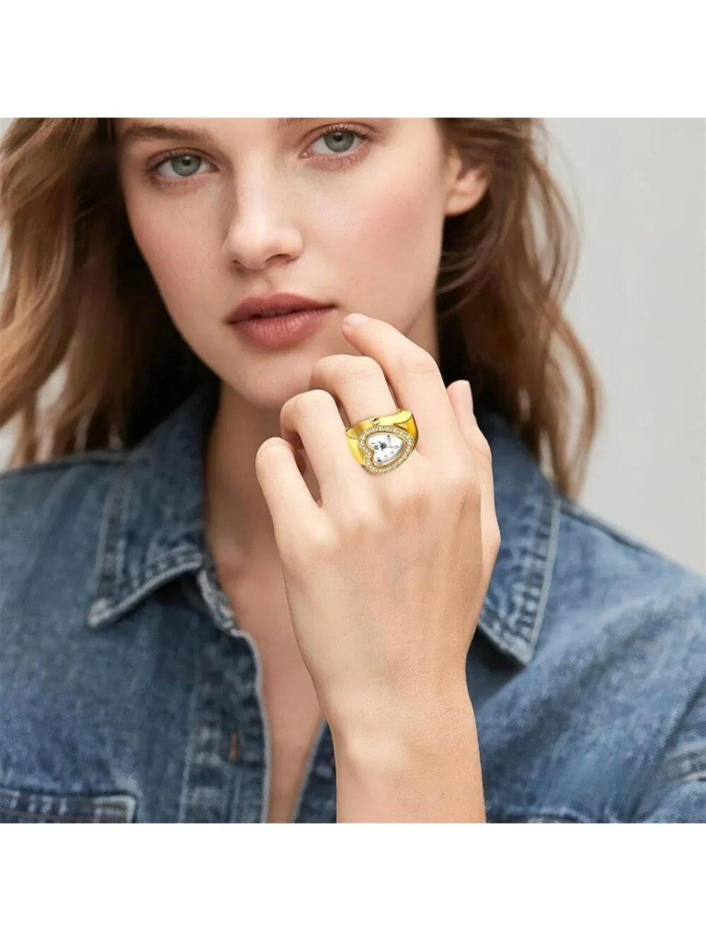 Unisex Gold Analog Quartz Easy Read Adjustable Modern Heart Finger Ring Watch